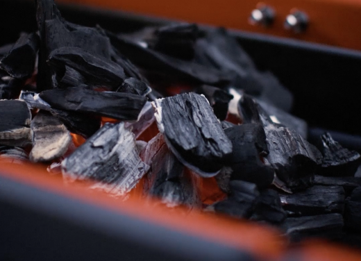 Charcoal Range: Fast Flame Ignition System™